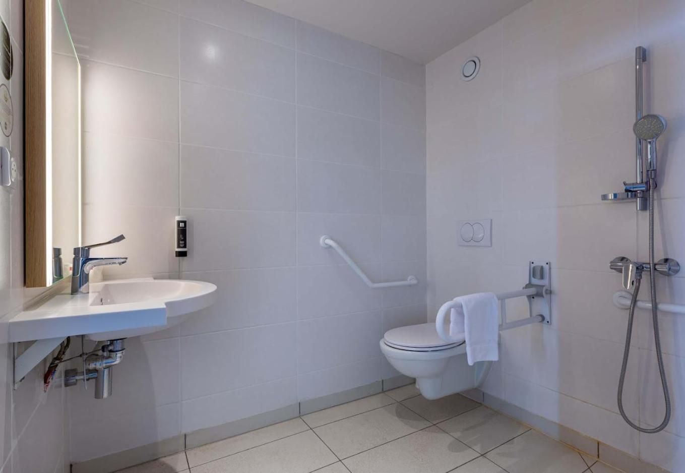 B&B Hotel Chartres Oceane 外观 照片